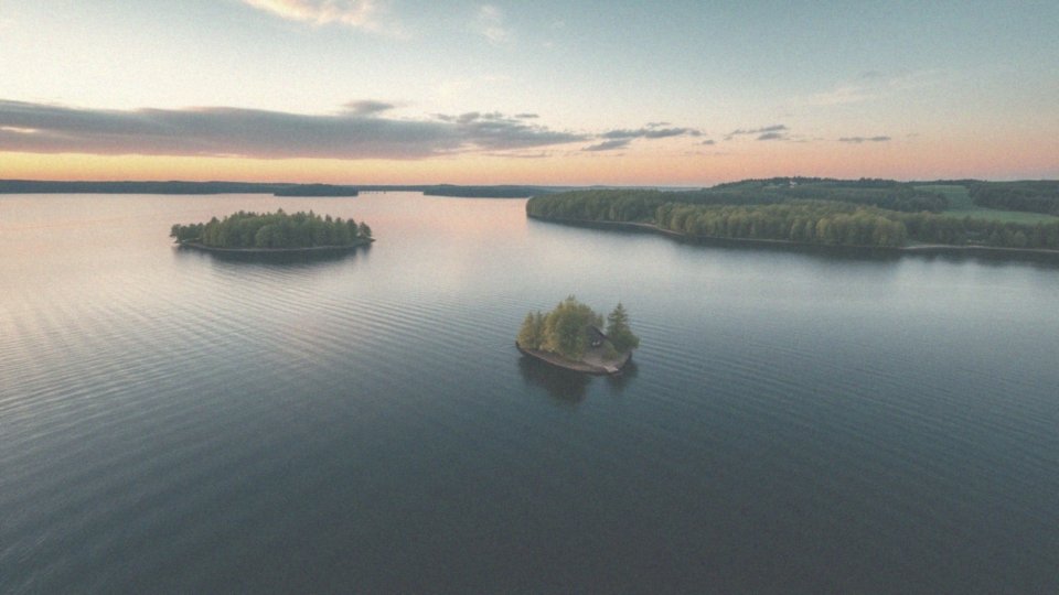 Dlaczego Mazury są nazywane krainą tysiąca jezior?