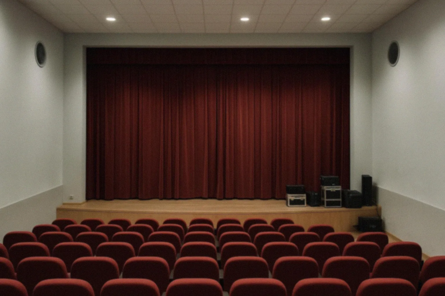 Międzynarodowy Festiwal Filmów Krótkometrażowych ŻUBROFFKA 2025: Rozpoczyna się wielkie święto kina