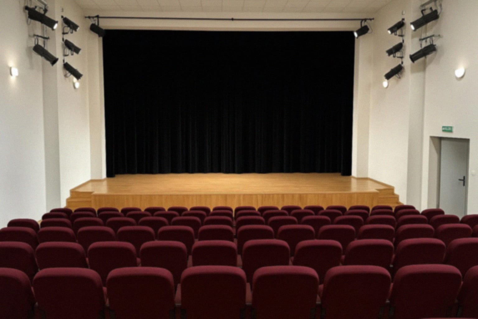 Finisaż wystawy „Asia Times” Tomasza Pienickiego w Białymstoku