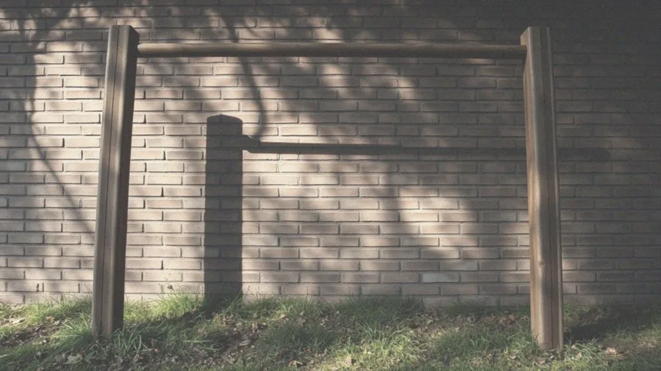 Nachwyt czy podchwyt? Wybór najlepszego chwytu do treningu